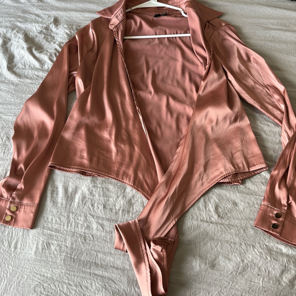 Windsor Satin Blazer in Soft Pink